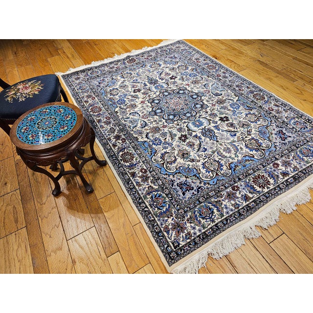 Vintage Tabriz Design Area Rug, Hand-Knotted Wool, Floral Pattern, Ivory & Blue, 6x8 For Sale - Image 10 of 18
