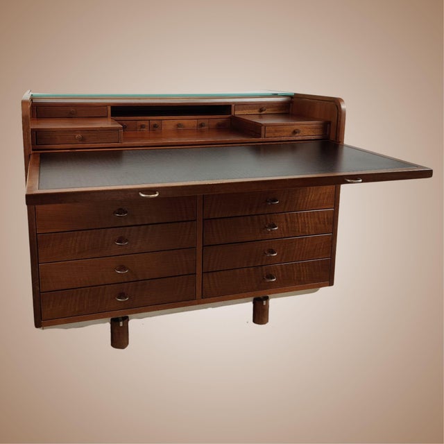 1960s Model 804 Desk by Gianfranco Frattini for Bernini, 1960s For Sale - Image 5 of 18