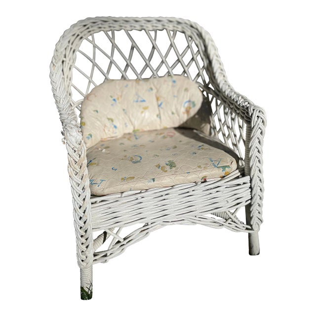 Early 20th Century Antique White Wicker Bar Harbor Child's Chair With ABCs Cushion For Sale
