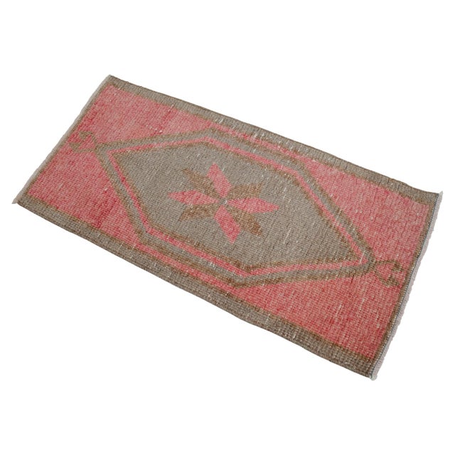 Hand Knotted Door Mat, Entryway Rug, Bath Mat, Kitchen Decor, Small Rug, Turkish Rug - 1′6″ × 2′11″ For Sale - Image 4 of 8