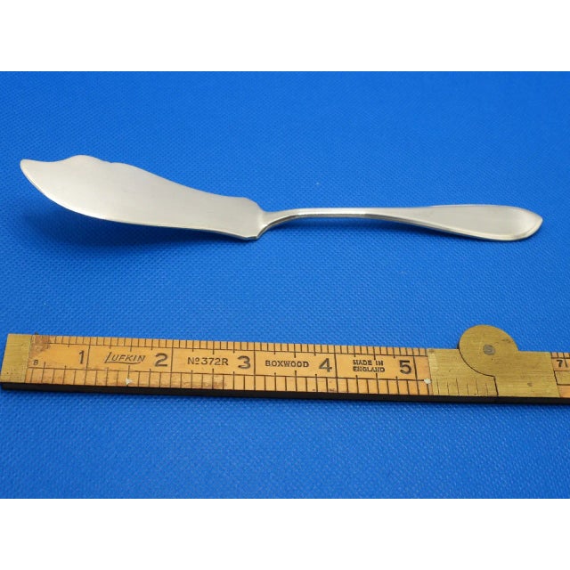 This fabulous International Silver master butter knife is created in gorgeous sterling, in the Simplicity pattern, which...