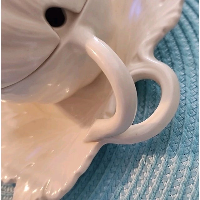 1990s Vintage Wedgwood Etruria Creamware Tureen Melon Covered Soup Dish For Sale - Image 5 of 8