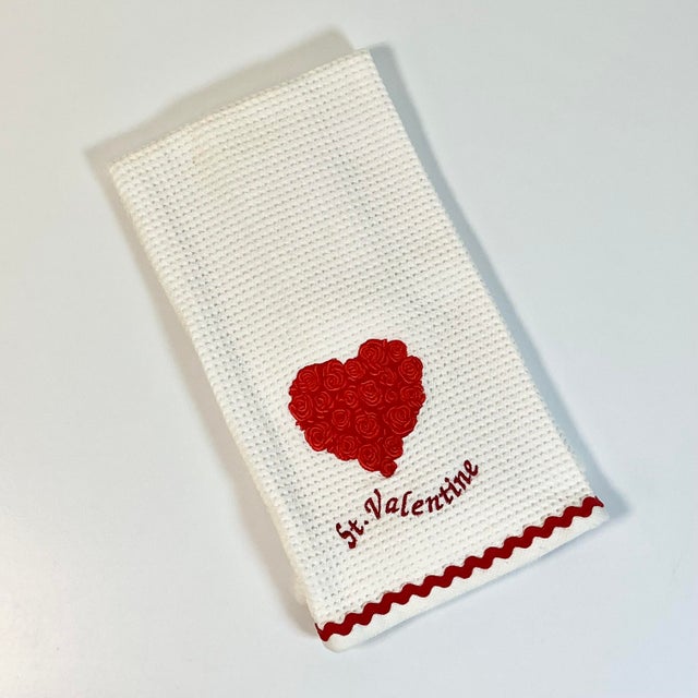 Vintage Hollywood Regency St. Valentine Waffle Kitchen Towel With Roses Heart For Sale - Image 4 of 13