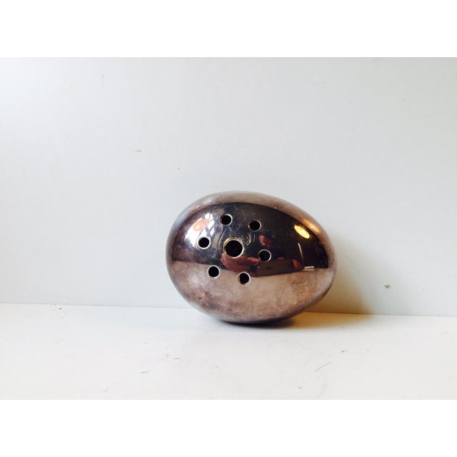 Modernist Egg-Shaped Silver Flower Vase by Carl Cohr, 1950s For Sale - Image 7 of 8