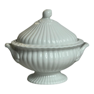 Vintage Ironstone Soup Tureen Red-Cliff