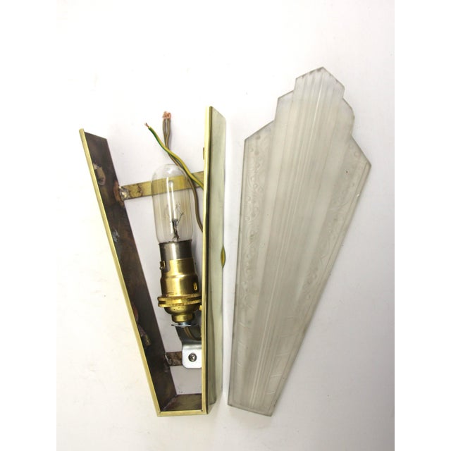French Art Deco Sconce with Brass Fixture and Glass Shade, 1930s For Sale - Image 9 of 10