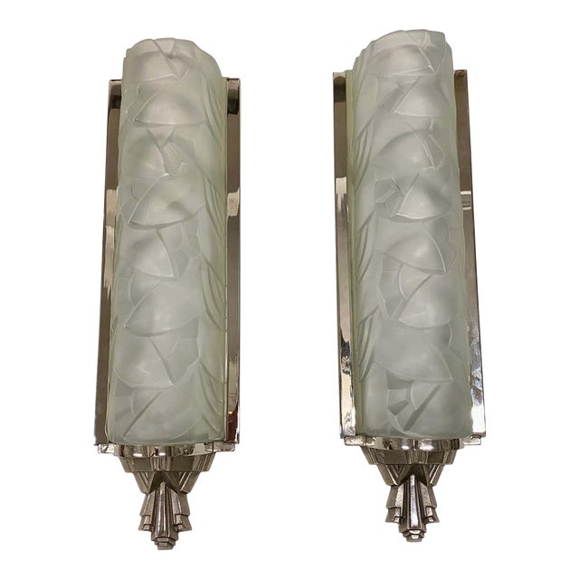 Pair of French Art Deco Wall Sconces Signed by Degue For Sale