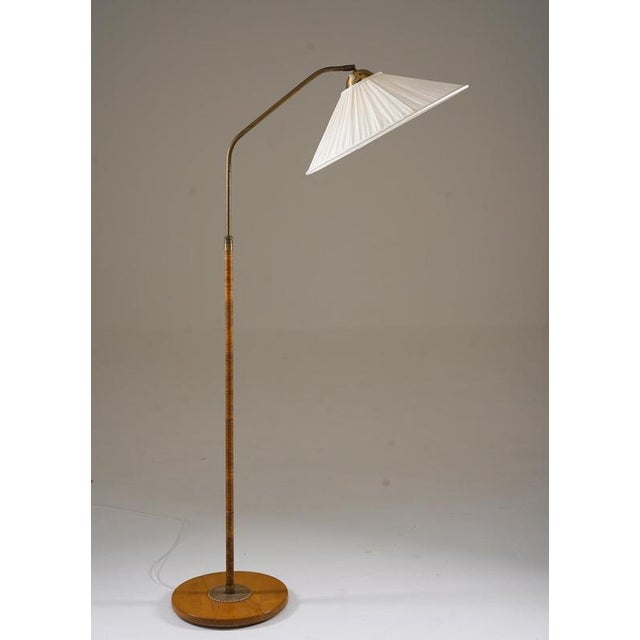Swedish Modern Floor Lamp in Rattan and Brass, 1940s For Sale - Image 3 of 10