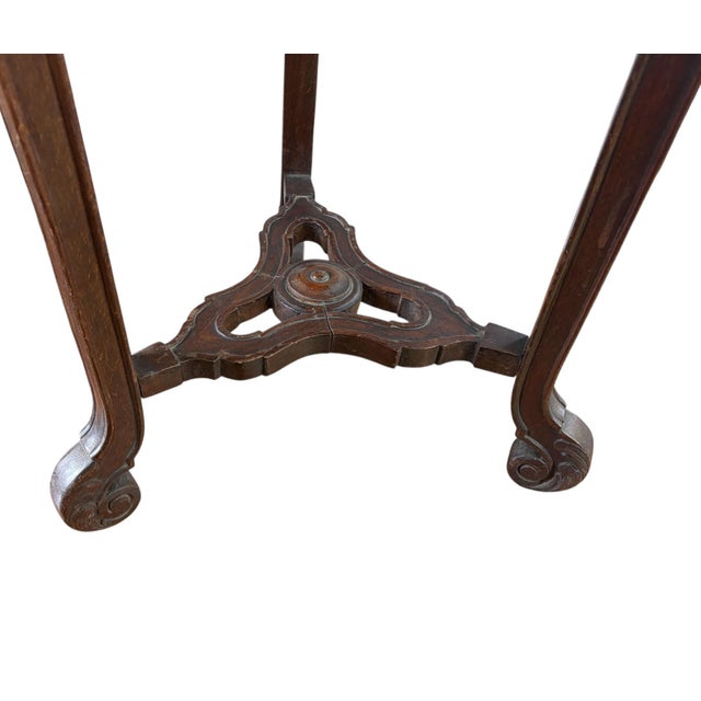 Late 19th-Century English Triangular Accent Table Cugini Lanzani For Sale - Image 4 of 10