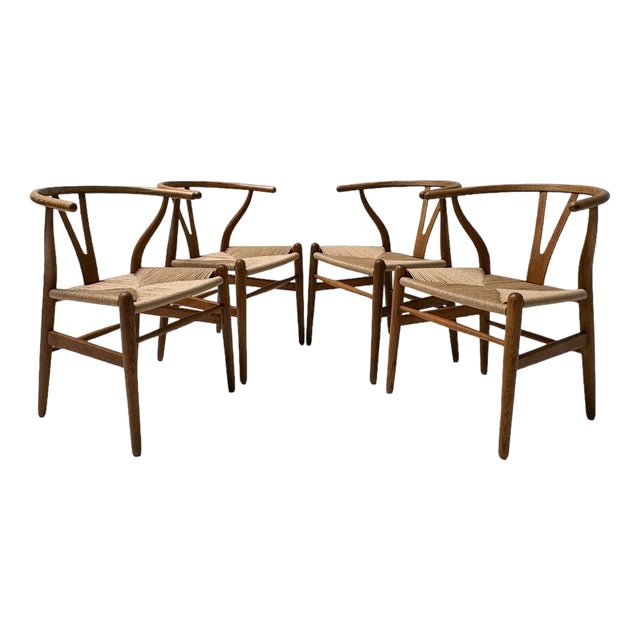 Wishbone CH 24 Chairs by Hans J. Wegner for Carl Hansen & Søn, 1950s, Set of 4 For Sale