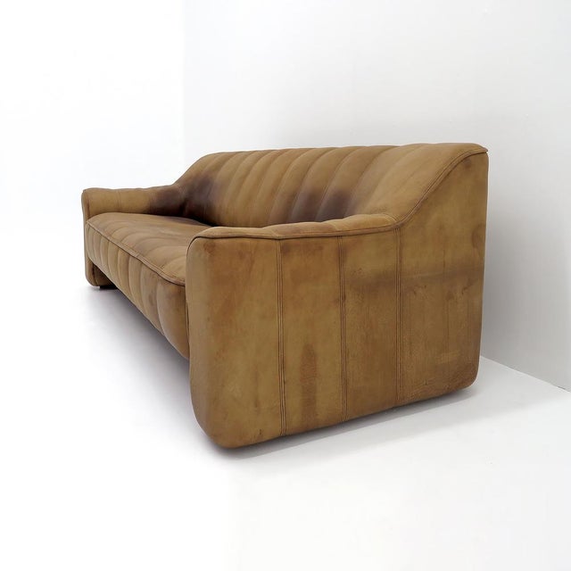 Mid-Century Modern De Sede Ds-44 Buffalo Leather Sofa, Switzerland, 1970 For Sale - Image 3 of 9