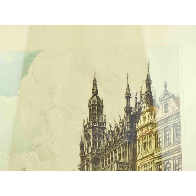 Early 20th Century Original Signed René Van De Sande Etching "Maison Du Roi" Grand Place Brussels Belgium Etching Print For Sale - Image 4 of 11