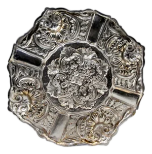 Silver Ashtray with Shell-Shaped Reliefs and Applications
