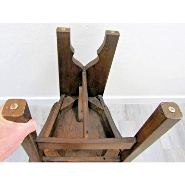 Antique American 1910s Pine Keyhole Dining Chair Side Chair For Sale - Image 12 of 13