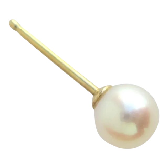 Pearl Earring With 14 Karat Gold Post, 1 Piece For Sale