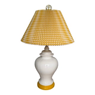 Vintage Yellow Pleated Ginger Jar Table Lamp For Sale