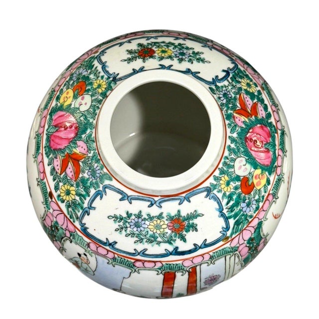 Chinese Vintage Chinese Rose Medallion Famille Rose Porcelain Vase 7" Chinoiserie For Sale - Image 3 of 5