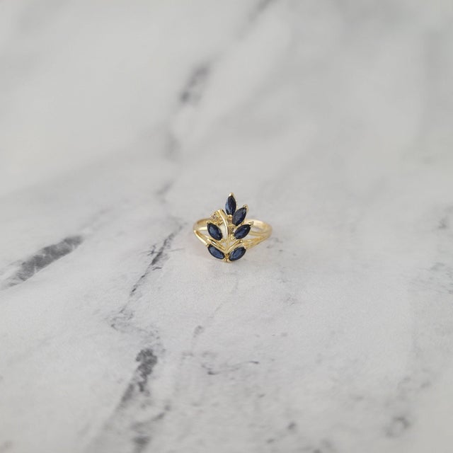 Marquise Sapphire Floral Cluster Ring 14k Yellow Gold, Size 5 For Sale - Image 4 of 5