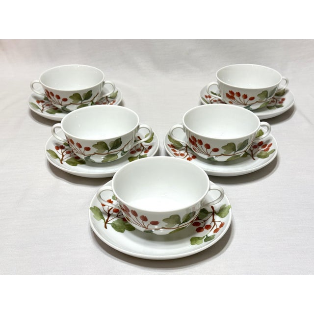 This is a beautiful 10-piece soup set of Richard Ginori porcelain in the Red Currant pattern. Produced in Italy starting...