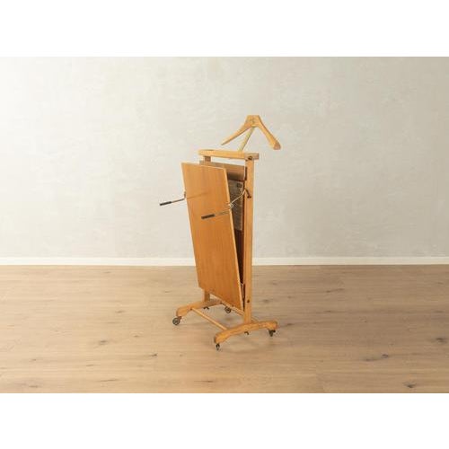 Windsor Valet Stand, 1960s For Sale - Image 4 of 14