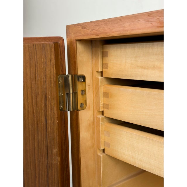 Danish Sideboard in Teak by Carlo Jensen for Hundevad & Co., 1960s For Sale - Image 9 of 18