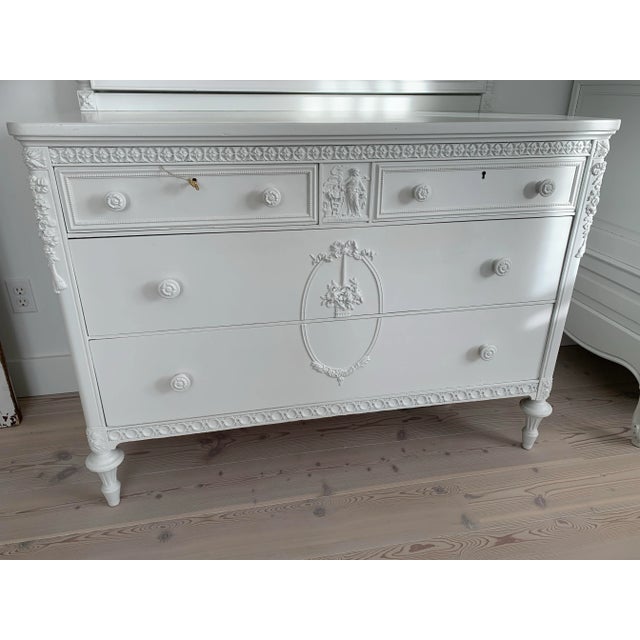 Shabby Chic Antique Sligh French Style Dresser W/ Gesso & Mirror For Sale - Image 3 of 16
