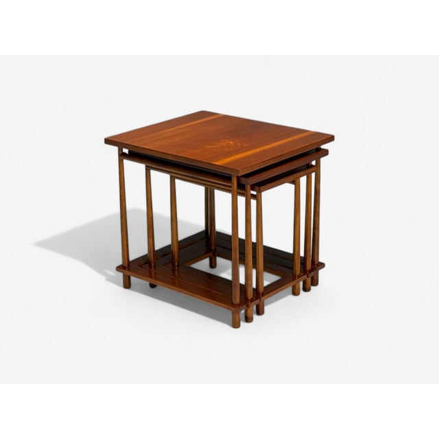 Wood t.h. Robsjohn-Gibbings, Widdicomb, Mid-Century Modern Nesting Tables, Usa, 1950s For Sale - Image 7 of 10