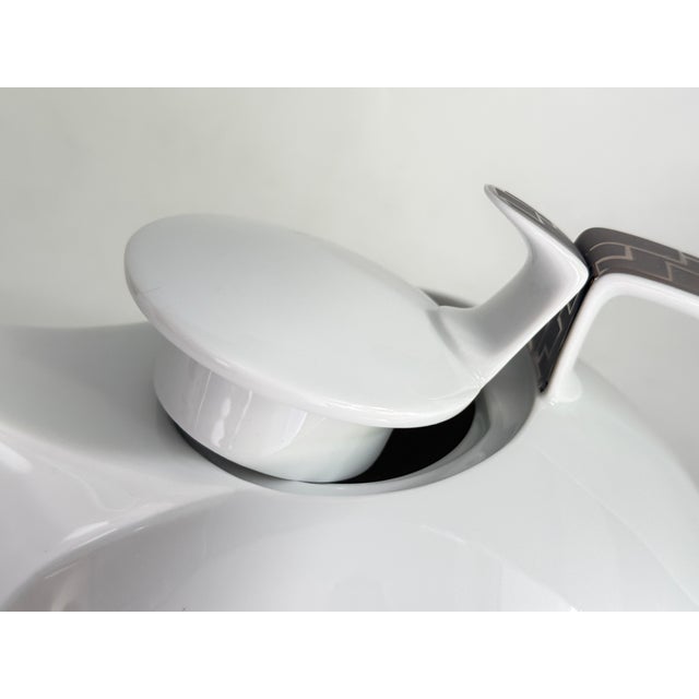 Bauhaus Skin Platin Tac Teapot by Walter Grophius / MC Millen for Rosenthal Studio Linie Germany Bauhaus, 2010 For Sale - Image 3 of 6