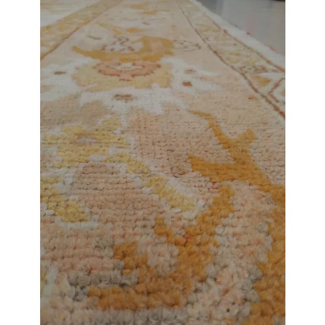 Late 19th Century Antique Oushak Carpet Handmade Turkish Oriental Rug Beige, Taupe, Soft Pale Blue For Sale - Image 5 of 11