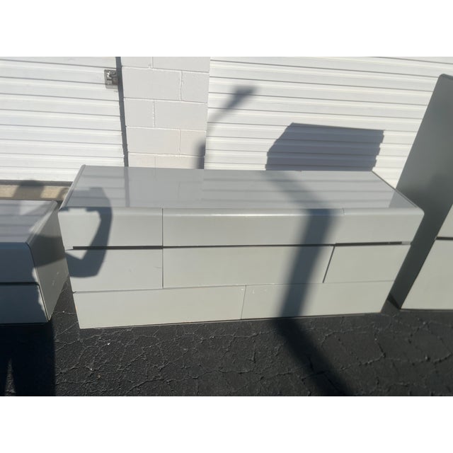 Vintage Lane Gray Modular Bedroom Set Dresser Tall Chest Nightstands Postmodern 4pc For Sale In Atlanta - Image 6 of 6