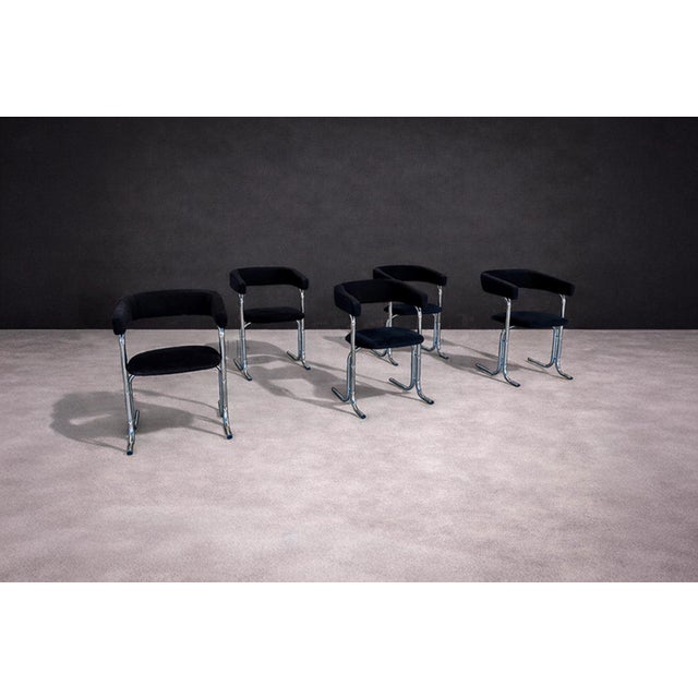 Set of Five Armchairs in Chrome and Black Fabric, Pozza Moveis, 1960s - Lot 165A For Sale In New York - Image 6 of 17