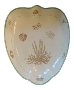 18th Century English George III Neale & Co. Shell Decorated Creamware Dish