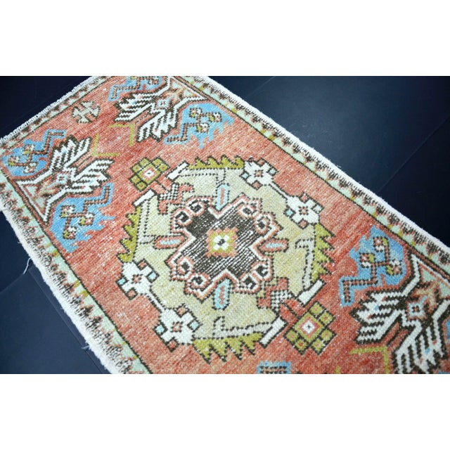 Faded Oushak Wool Rug, 1960, in Flawless conditions. Designed 1960 to 1969