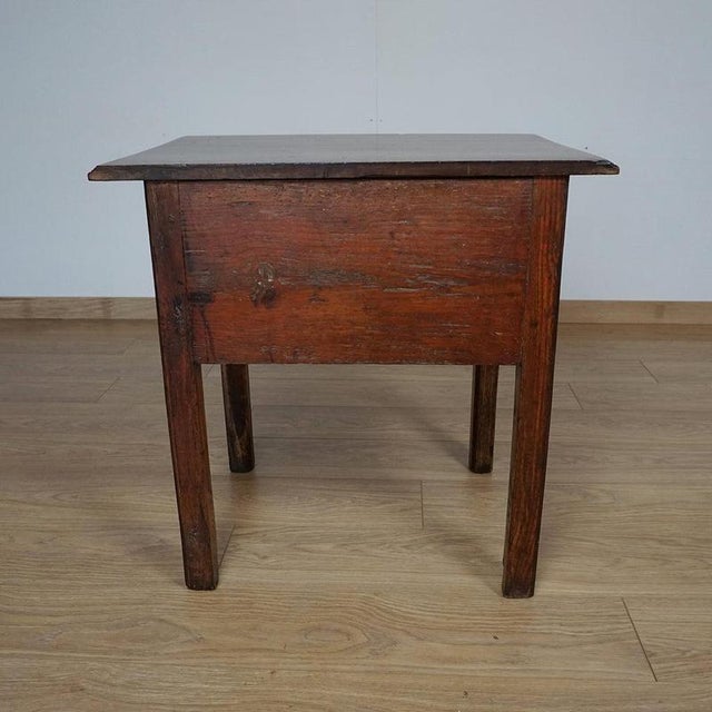 George II Oak and Elm Side Table, 1740s For Sale - Image 11 of 12