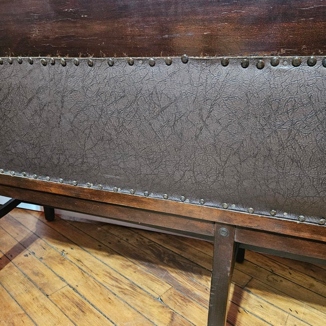 1900 - 1909 Sikes Chair Co. Mahogany & Leather 1900s Railroad Station Bench For Sale - Image 5 of 7