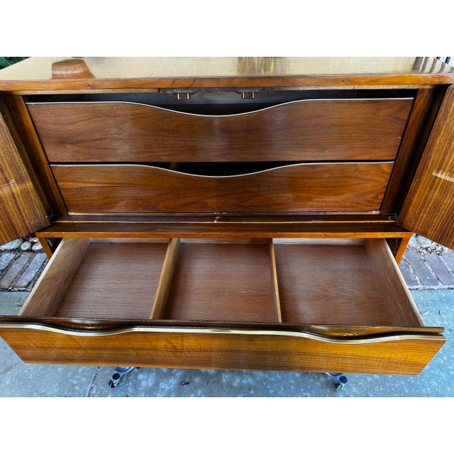 American of Martinsville HighBoy Dresser For Sale - Image 11 of 12