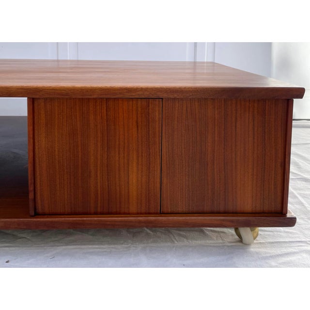 Mid-Century Modern Mid-Century Modern Rectangular Solid Wood Coffee Table For Sale - Image 3 of 13