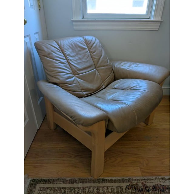 Ekornes ASA Ekornes Stressless Buckingham Lowback Chair For Sale - Image 4 of 11