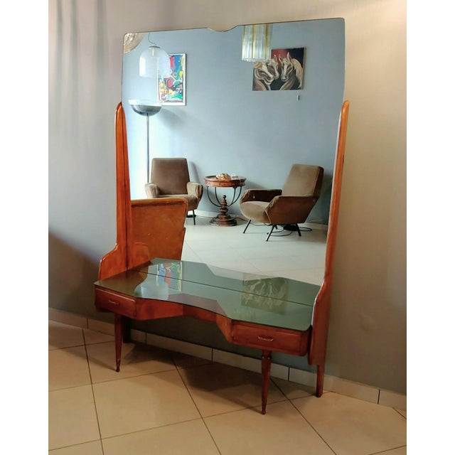 Vittorio Dassi, vanity console table, Italy 1950s Vanity beauty with original large mirror of the 1950s: very particular...