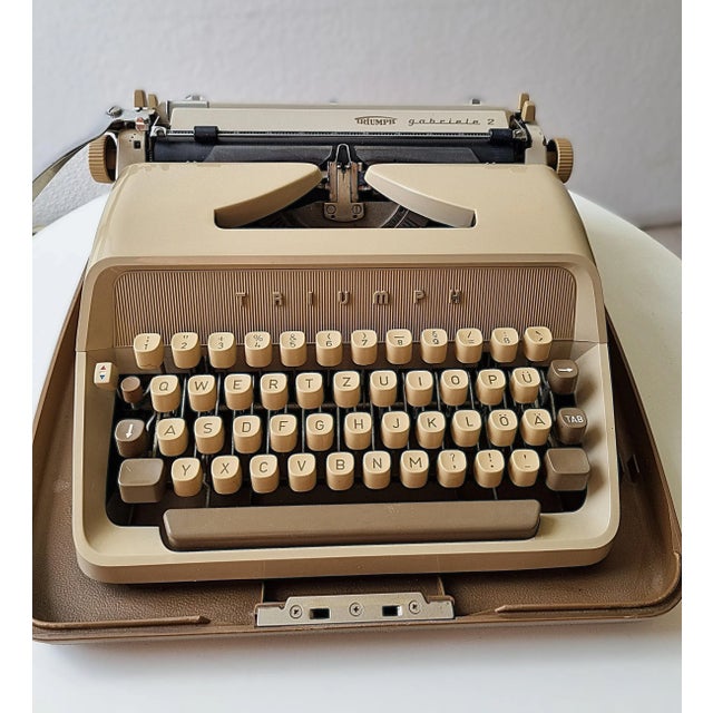 Vintage German Triumph Typewriter with Case, 1960s For Sale - Image 10 of 10
