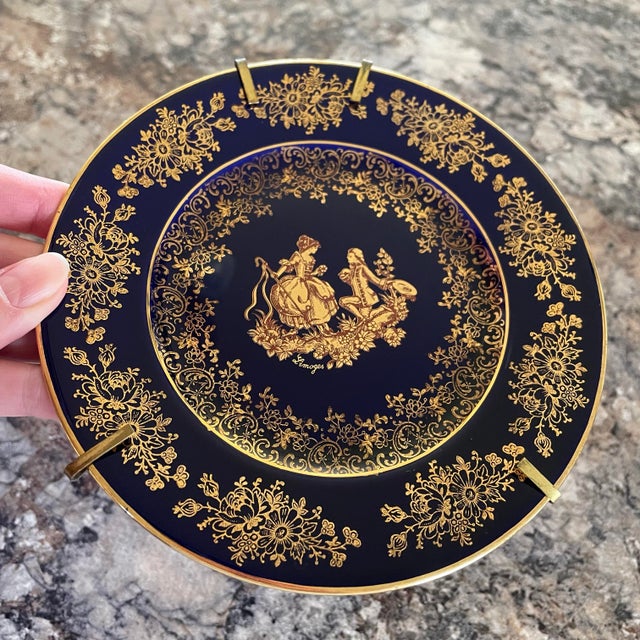 Vintage Limoges Castel France Collector's Porcelain Plate W/ 22k Gold Trim For Sale - Image 6 of 6