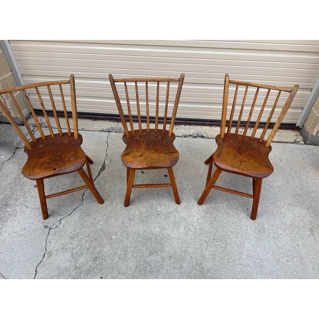Antique 19th Century Windsor Style Spindle Back Dining Chairs- Set of 4 For Sale - Image 4 of 12