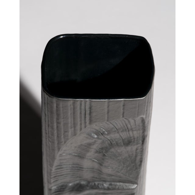 Ammoniten Porcelain Black Vases by Martin Freyer for Rosenthal, Germany, 1970s, Set of 2 For Sale - Image 9 of 16