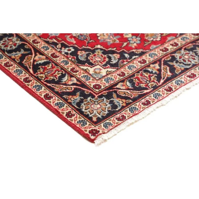 Kashan Rug in Hand-Knotted Wool For Sale - Image 5 of 11