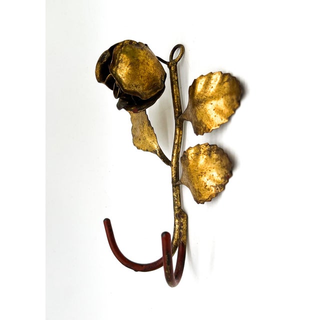 Vintage Italian Tole Gold Gilt Rose Wall Hook – Double Hook Floral Wall Accent – Hollywood Regency, Cottagecore, Shabby Chic For Sale In Houston - Image 6 of 9