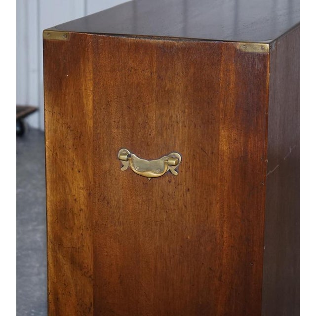 British Military Campaign Sideboard with Brass Fittings from Bevan Funnell, 1950s For Sale - Image 15 of 18