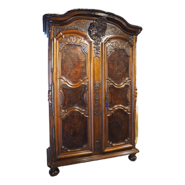 Spectacular Walnut and Burl Walnut Régence Armoire From Lyon, France, Circa 1715 For Sale