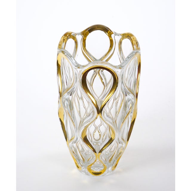 This exquisite 20th-century Italian vase is a stunning example of Venetian artistry, showcasing exceptional craftsmanship...