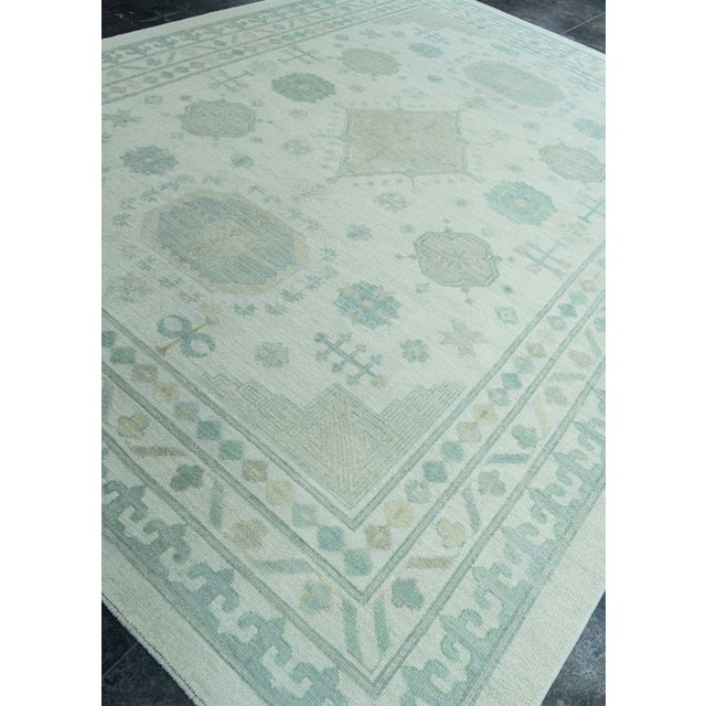 Turkish Oushak Rug 9'4" x 12'6" #19402 For Sale In Houston - Image 6 of 8