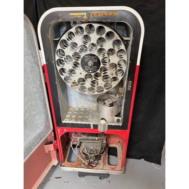 1950s 1955 Vendo 39 Coca Cola Machine For Sale - Image 5 of 18